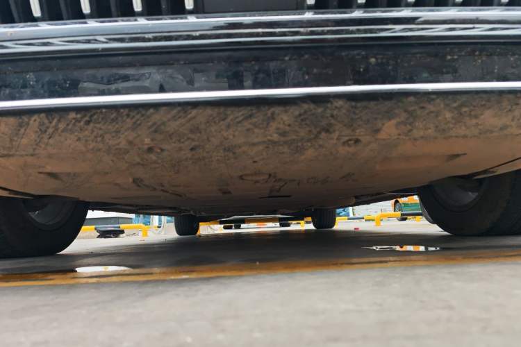 Used Hongqi HQ9 PHEV 2024 2.0T Four-Wheel Drive Business Edition Chassis Front