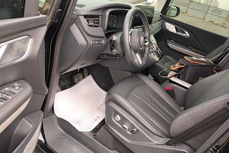 Used Hongqi HQ9 PHEV 2024 2.0T Four-Wheel Drive Business Edition Driver Seat
