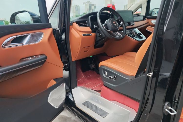 Used Hongqi HQ9 PHEV 2024 2.0T Four-Wheel Drive Business Edition Driver Seat