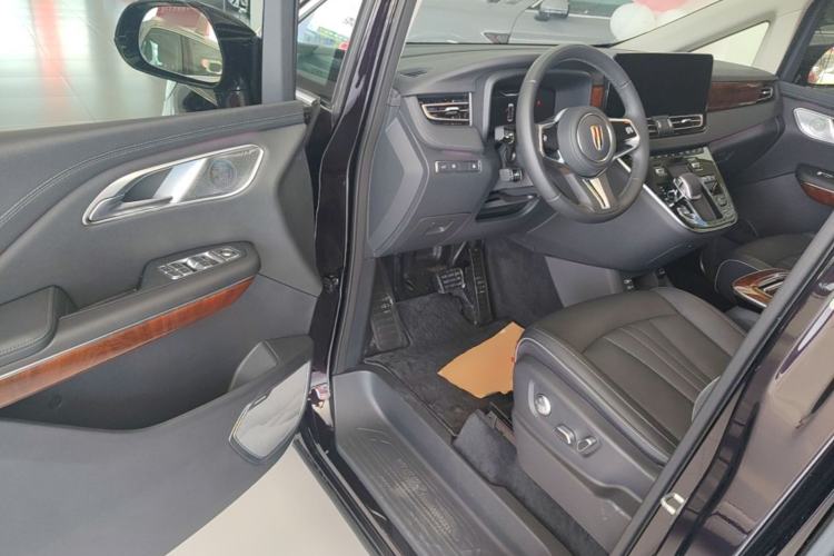 Used Hongqi HQ9 PHEV 2024 2.0T Four-Wheel Drive Luxury Edition Driver Seat
