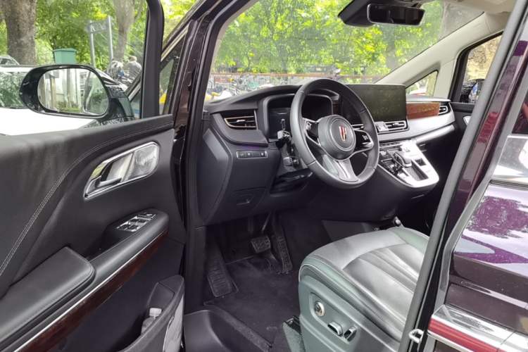 Used Hongqi HQ9 PHEV 2024 2.0T Four-Wheel Drive Luxury Edition Driver Seat