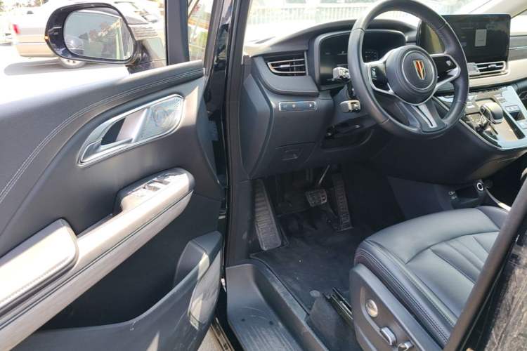Used Hongqi HQ9 PHEV 2024 2.0T Four-Wheel Drive Business Edition Driver Seat