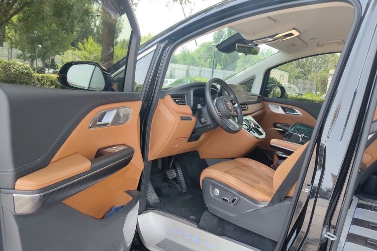 Used Hongqi HQ9 PHEV 2024 2.0T Four-Wheel Drive Business Edition Driver Seat