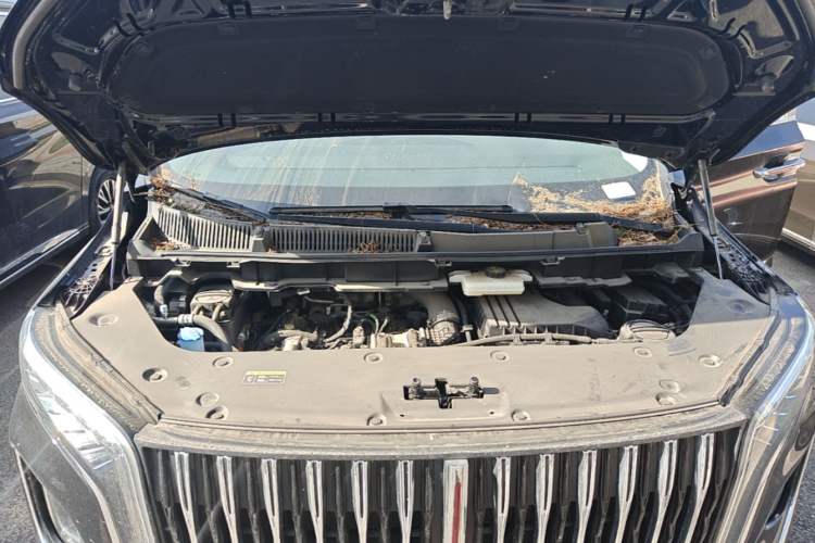 Used Hongqi HQ9 PHEV 2024 2.0T Four-Wheel Drive Business Edition Engine Bay