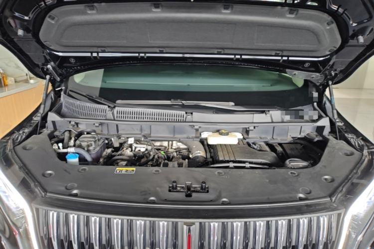 Used Hongqi HQ9 PHEV 2024 2.0T Four-Wheel Drive Luxury Edition Engine Bay