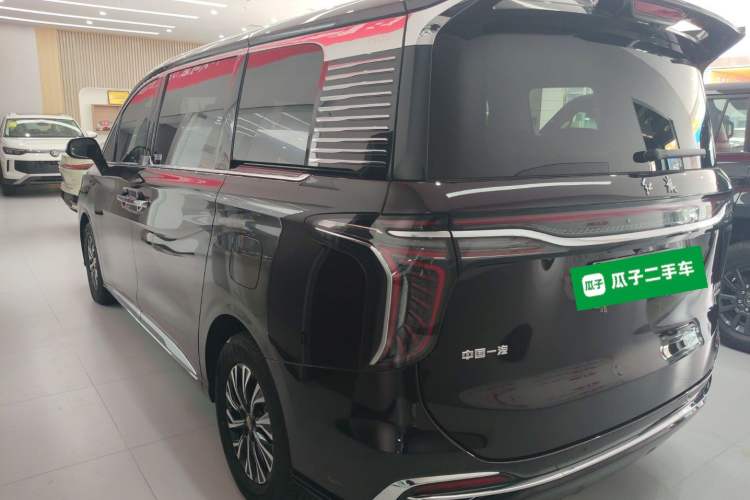 Used Hongqi HQ9 PHEV 2024 2.0T Four-Wheel Drive Luxury Edition Exterior 2