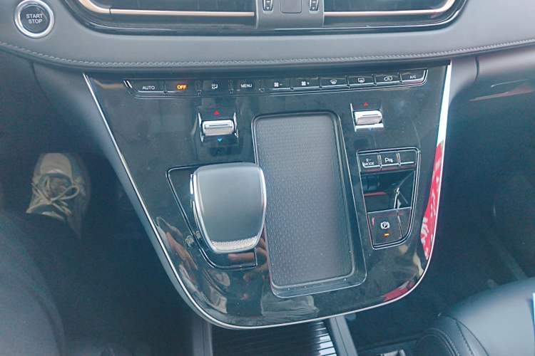 Used Hongqi HQ9 PHEV 2024 2.0T Four-Wheel Drive Business Edition Gear Lever