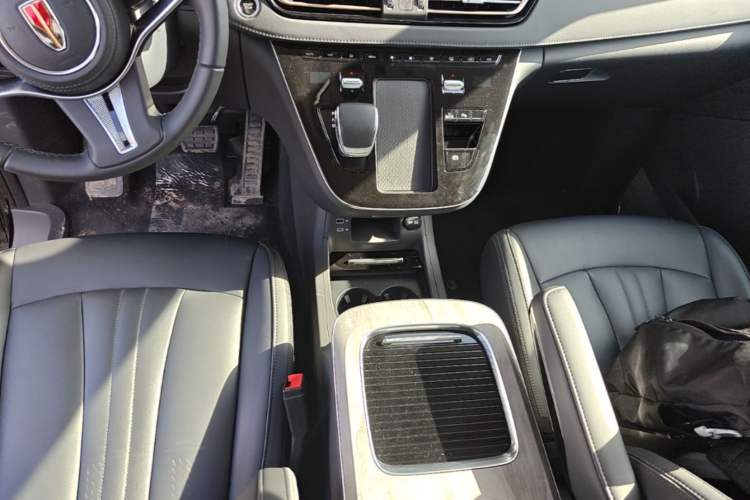 Used Hongqi HQ9 PHEV 2024 2.0T Four-Wheel Drive Business Edition Gear Lever