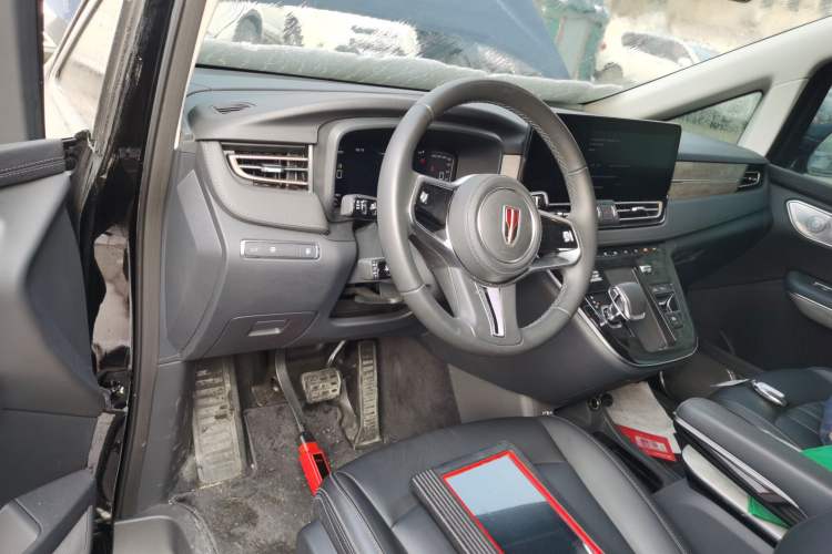 Used Hongqi HQ9 PHEV 2024 2.0T Four-Wheel Drive Business Edition Interior 2