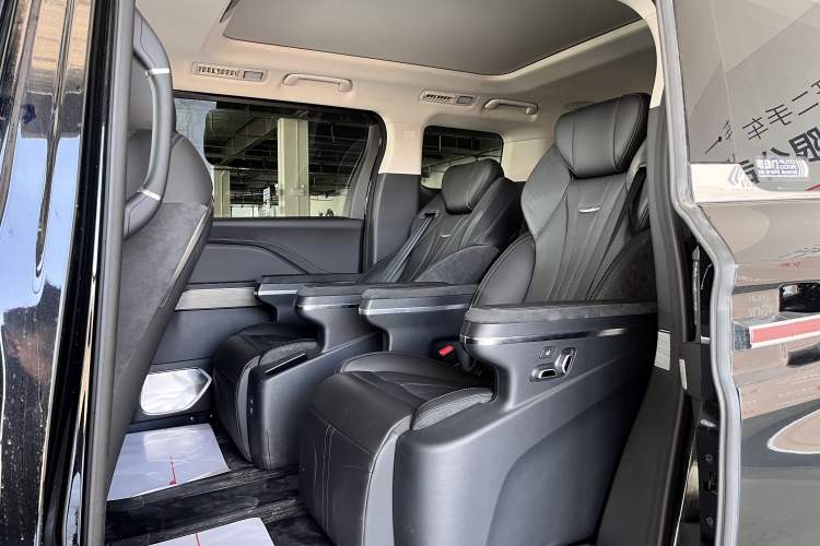 Used Hongqi HQ9 PHEV 2024 2.0T Four-Wheel Drive Business Edition Interior 3