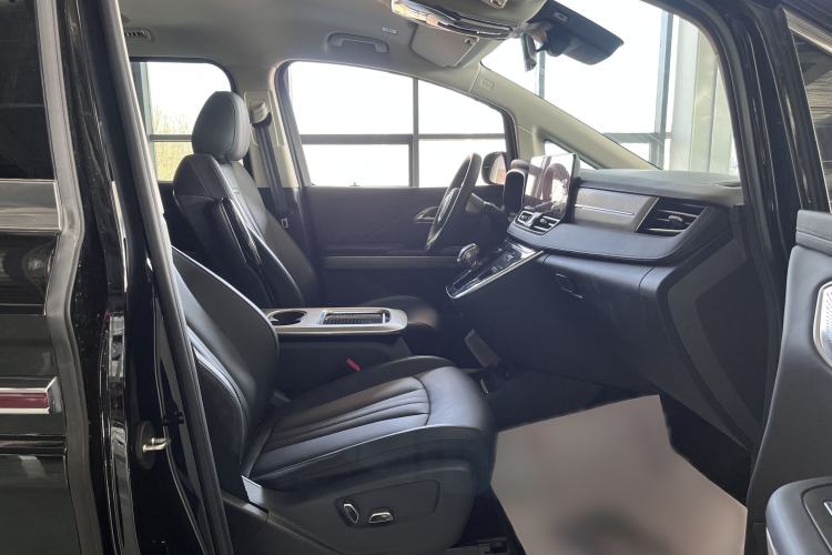Used Hongqi HQ9 PHEV 2024 2.0T Four-Wheel Drive Business Edition Interior 7