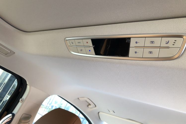Used Hongqi HQ9 PHEV 2024 2.0T Four-Wheel Drive Business Edition Interior 8