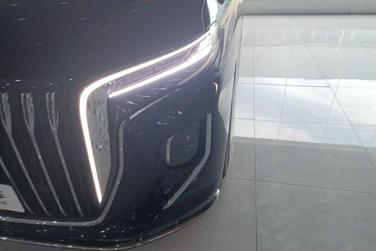 Used Hongqi HQ9 PHEV 2024 2.0T Four-Wheel Drive Business Edition Left Front Headlight