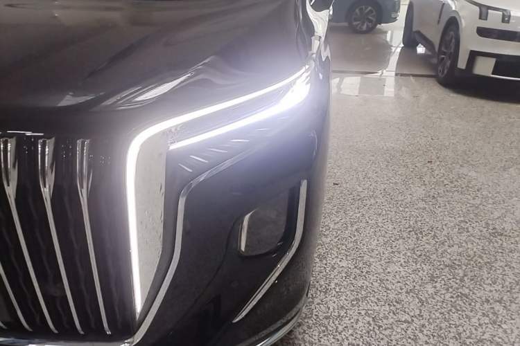 Used Hongqi HQ9 PHEV 2024 2.0T Four-Wheel Drive Business Edition Left Front Headlight