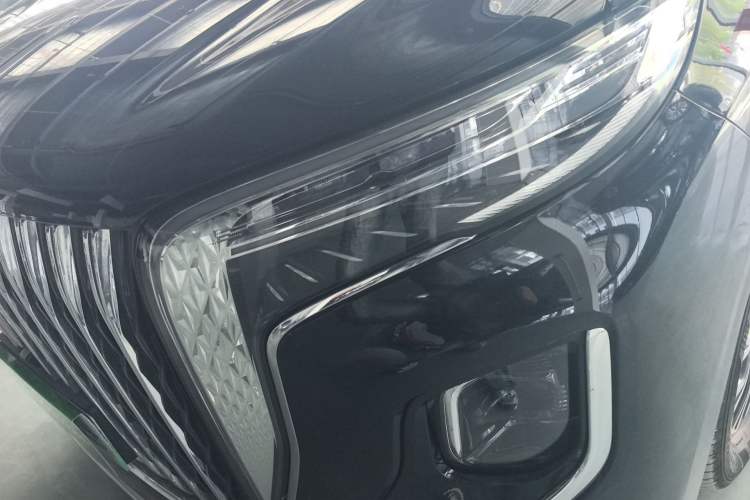 Used Hongqi HQ9 PHEV 2024 2.0T Four-Wheel Drive Business Edition Left Front Headlight