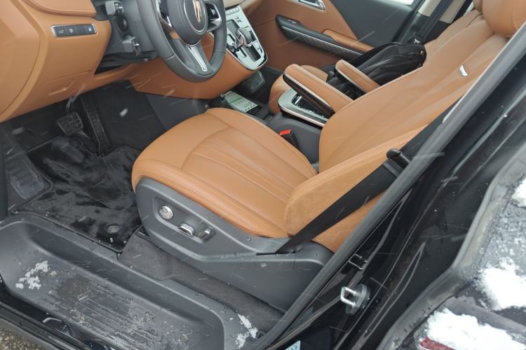 Used Hongqi HQ9 PHEV 2024 2.0T Four-Wheel Drive Business Edition Left Front Seat
