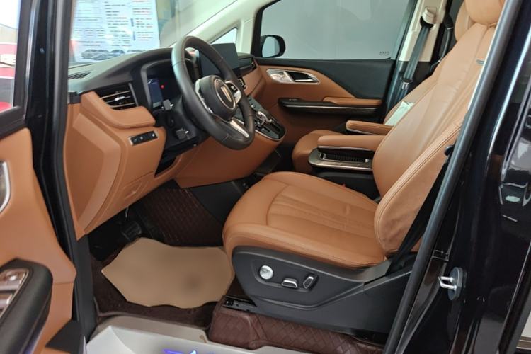Used Hongqi HQ9 PHEV 2024 2.0T Four-Wheel Drive Business Edition Left Front Seat