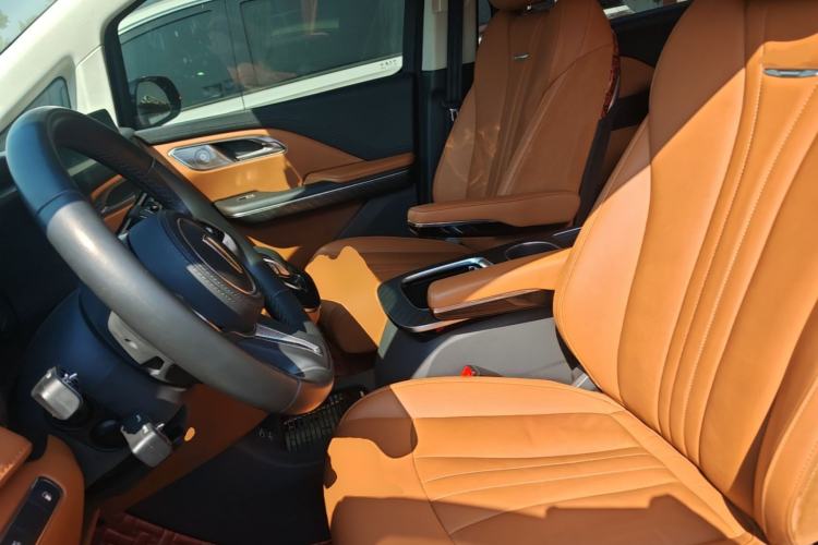 Used Hongqi HQ9 PHEV 2024 2.0T Four-Wheel Drive Business Edition Left Front Seat