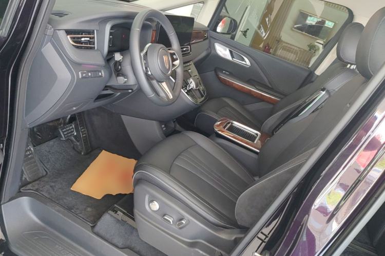 Used Hongqi HQ9 PHEV 2024 2.0T Four-Wheel Drive Luxury Edition Left Front Seat