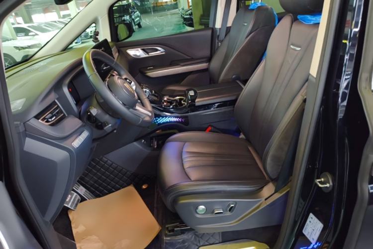 Used Hongqi HQ9 PHEV 2024 2.0T Four-Wheel Drive Business Edition Left Front Seat