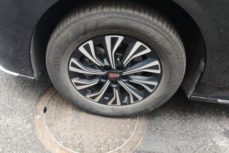 Used Hongqi HQ9 PHEV 2024 2.0T Four-Wheel Drive Business Edition Left Front Wheel Hub