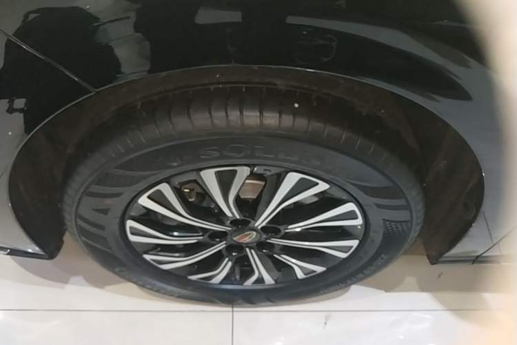 Used Hongqi HQ9 PHEV 2024 2.0T Four-Wheel Drive Business Edition Left Front Wheel Hub