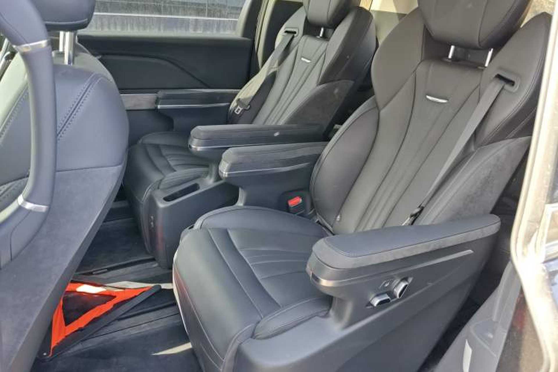 Used Hongqi HQ9 PHEV 2024 2.0T Four-Wheel Drive Business Edition Left Rear Seat