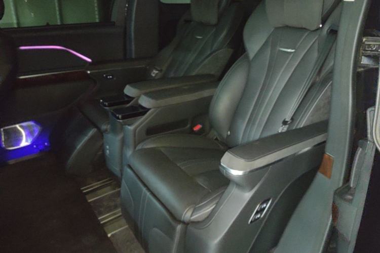 Used Hongqi HQ9 PHEV 2024 2.0T Four-Wheel Drive Luxury Edition Left Rear Seat