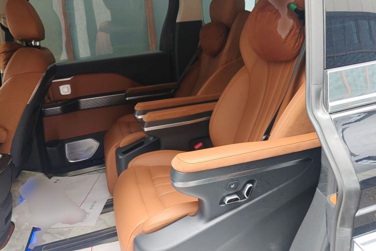 Used Hongqi HQ9 PHEV 2024 2.0T Four-Wheel Drive Business Edition Left Rear Seat
