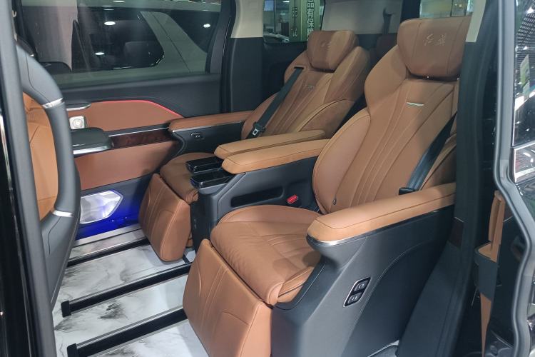 Used Hongqi HQ9 PHEV 2024 2.0T Four-Wheel Drive Luxury Edition Left Rear Seat