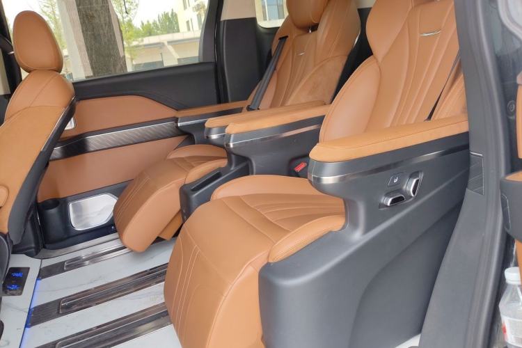 Used Hongqi HQ9 PHEV 2024 2.0T Four-Wheel Drive Business Edition Left Rear Seat