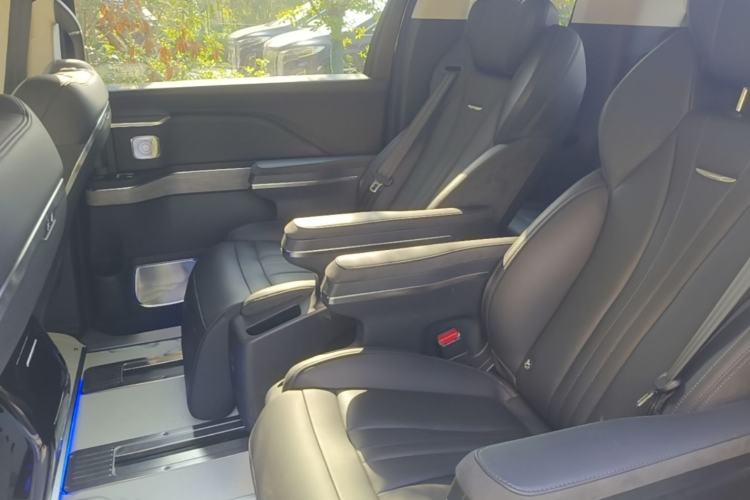 Used Hongqi HQ9 PHEV 2024 2.0T Four-Wheel Drive Business Edition Left Rear Seat