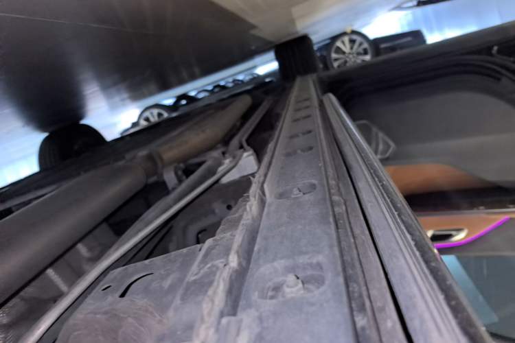 Used Hongqi HQ9 PHEV 2024 2.0T Four-Wheel Drive Flagship Edition Left Side Sill