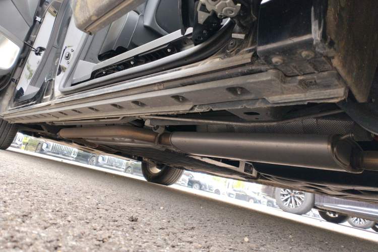 Used Hongqi HQ9 PHEV 2024 2.0T Four-Wheel Drive Business Edition Left Side Sill