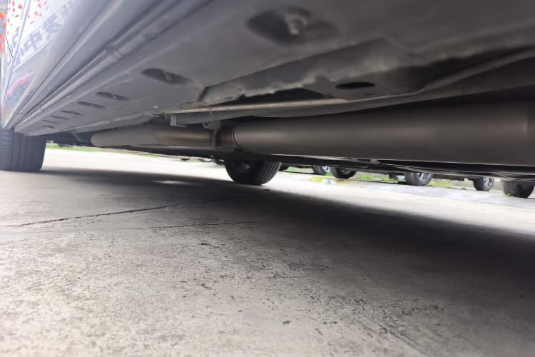 Used Hongqi HQ9 PHEV 2024 2.0T Four-Wheel Drive Business Edition Left Side Sill