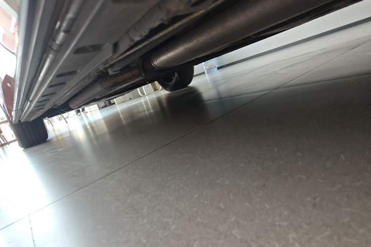 Used Hongqi HQ9 PHEV 2024 2.0T Four-Wheel Drive Business Edition Left Side Sill