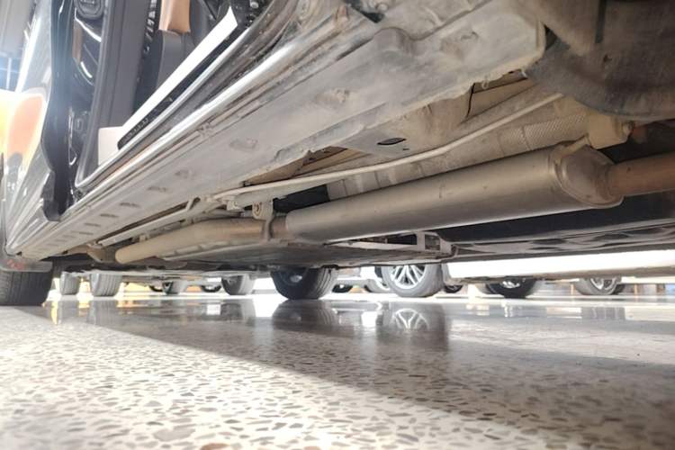 Used Hongqi HQ9 PHEV 2024 2.0T Four-Wheel Drive Business Edition Left Side Sill