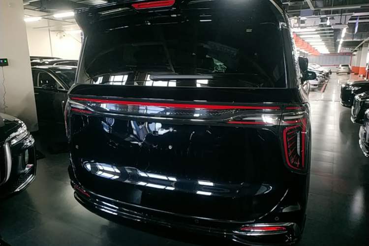 Used Hongqi HQ9 PHEV 2024 2.0T Four-Wheel Drive Luxury Edition Rear