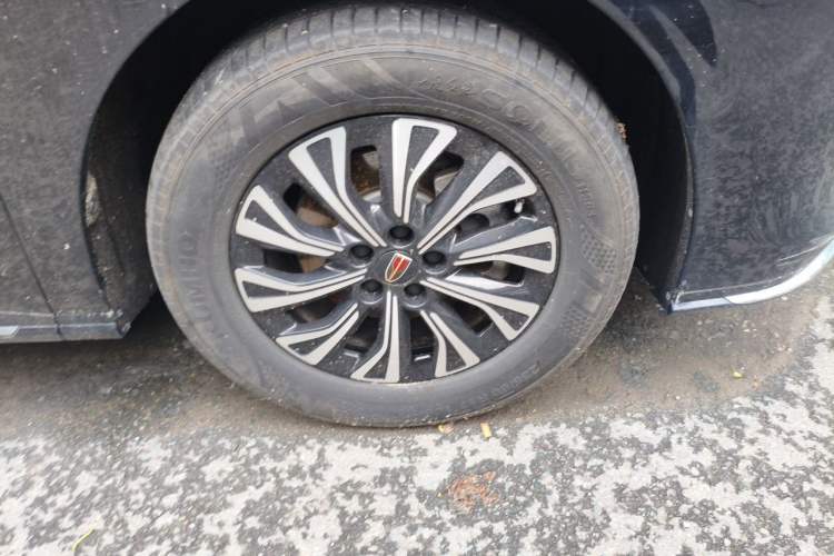 Used Hongqi HQ9 PHEV 2024 2.0T Four-Wheel Drive Business Edition Right Front Wheel Hub