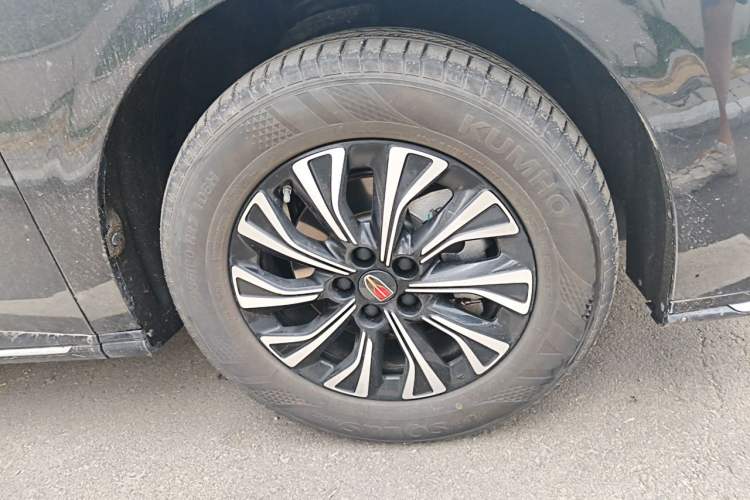 Used Hongqi HQ9 PHEV 2024 2.0T Four-Wheel Drive Business Edition Right Front Wheel Hub