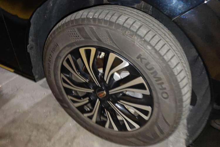 Used Hongqi HQ9 PHEV 2024 2.0T Four-Wheel Drive Business Edition Right Front Wheel Hub