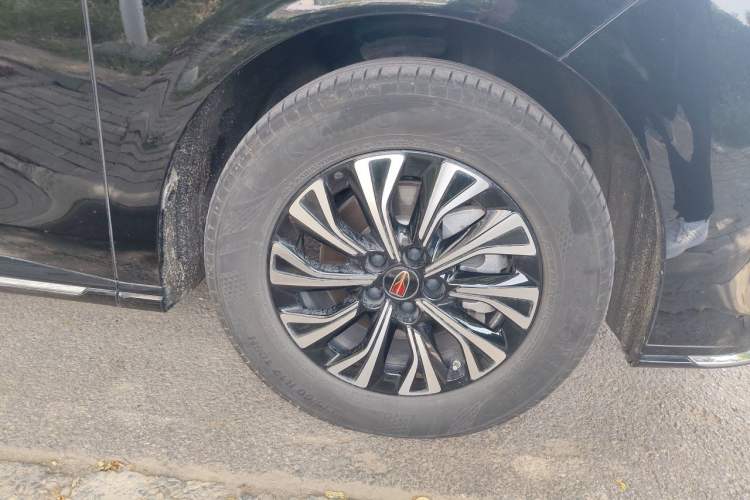 Used Hongqi HQ9 PHEV 2024 2.0T Four-Wheel Drive Business Edition Right Front Wheel Hub