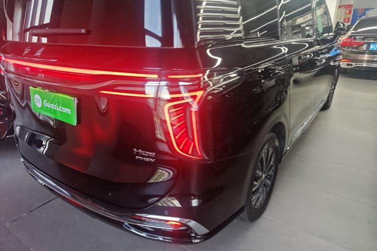 Used Hongqi HQ9 PHEV 2024 2.0T Four-Wheel Drive Business Edition Right Rear Taillight