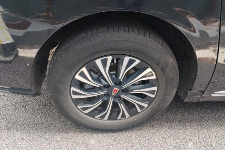 Used Hongqi HQ9 PHEV 2024 2.0T Four-Wheel Drive Business Edition Right Rear Wheel Hub