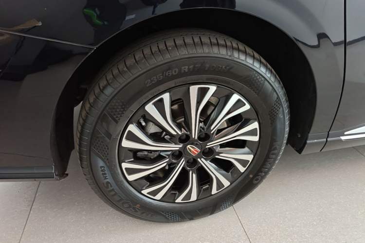 Used Hongqi HQ9 PHEV 2024 2.0T Four-Wheel Drive Business Edition Right Rear Wheel Hub