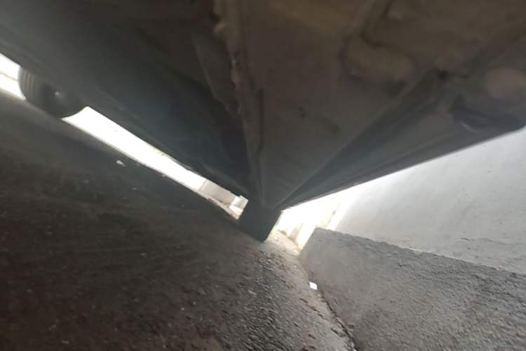 Used Hongqi HQ9 PHEV 2024 2.0T Four-Wheel Drive Flagship Edition Right Side Sill