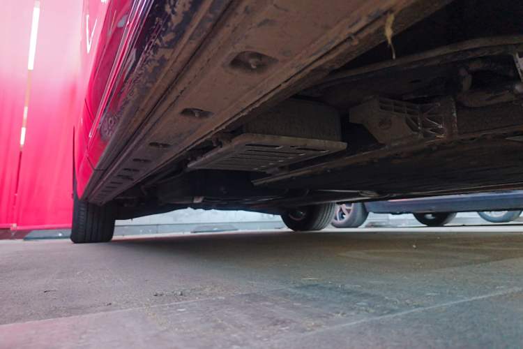 Used Hongqi HQ9 PHEV 2024 2.0T Four-Wheel Drive Business Edition Right Side Sill