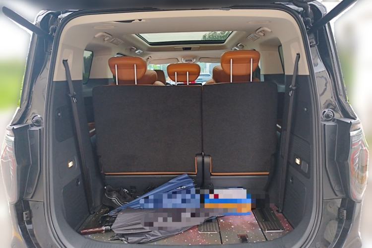 Used Hongqi HQ9 PHEV 2024 2.0T Four-Wheel Drive Business Edition Trunk