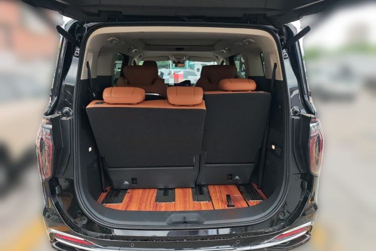 Used Hongqi HQ9 PHEV 2024 2.0T Four-Wheel Drive Business Edition Trunk