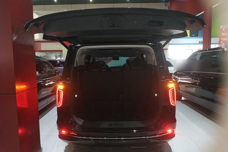 Used Hongqi HQ9 PHEV 2024 2.0T Four-Wheel Drive Business Edition Trunk
